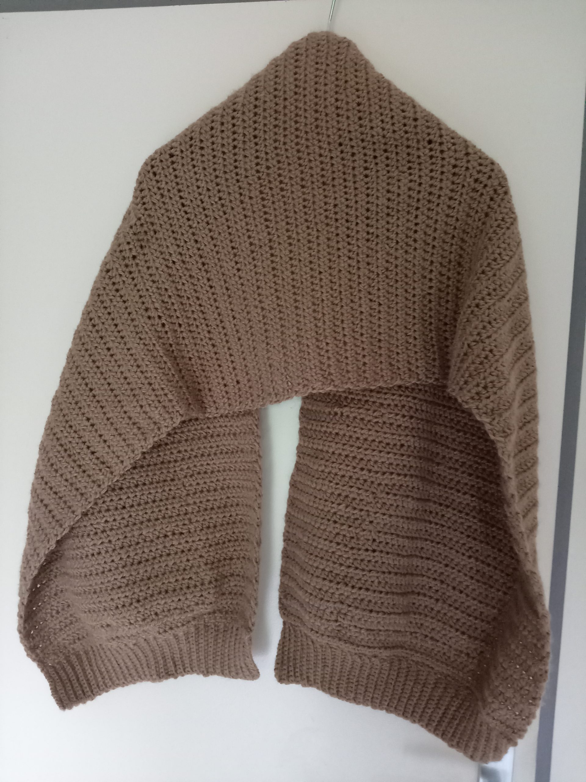 Couvre epaules avec poches – Image 2