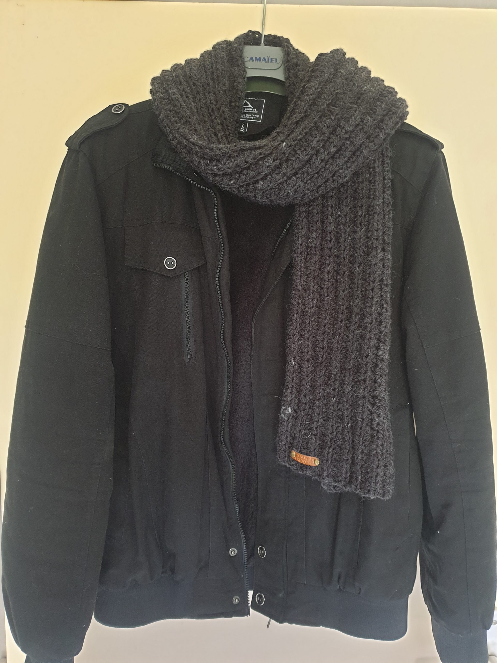 Echarpe noire – Image 4
