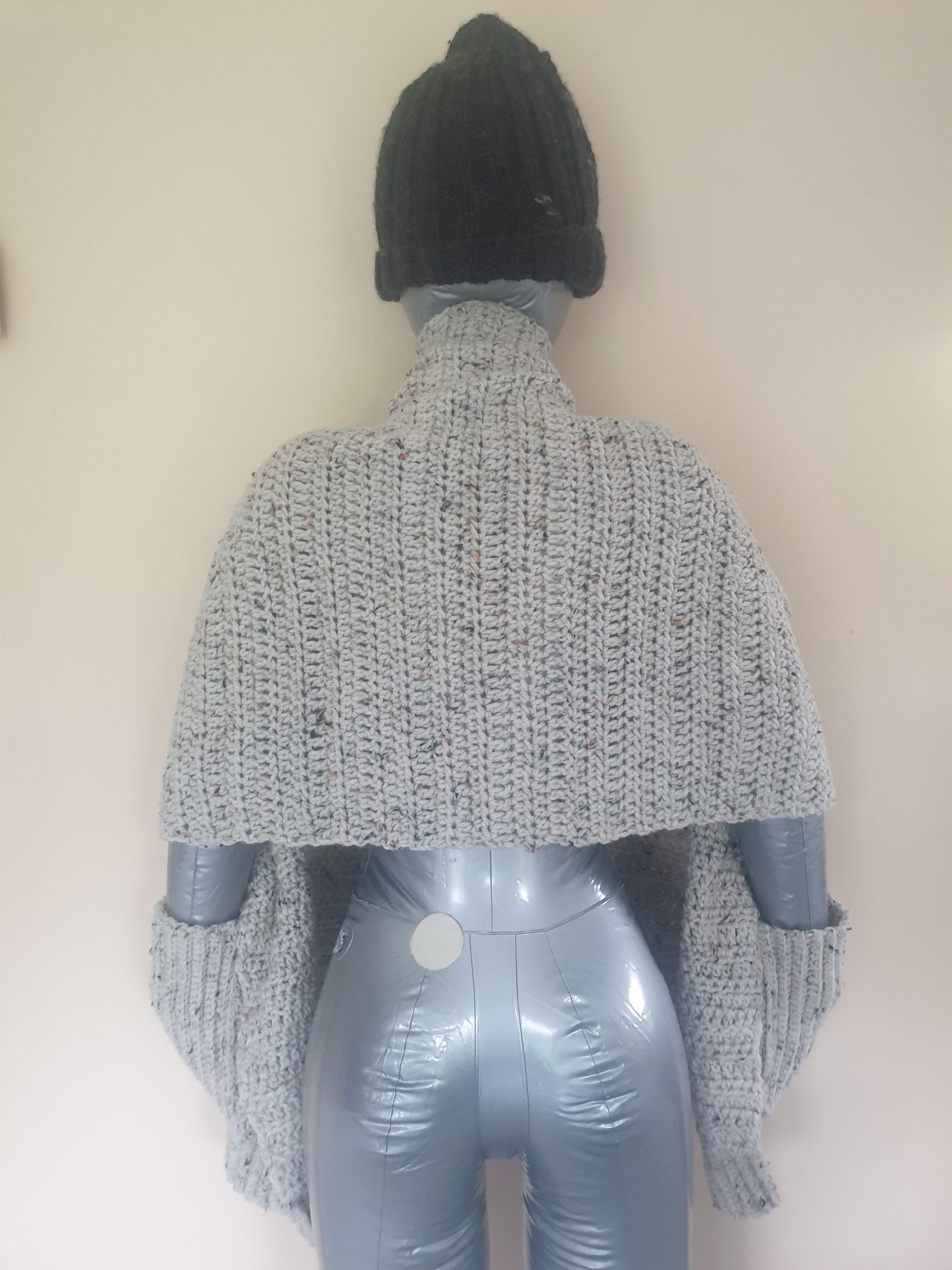 Couvre épaule avec poches – Image 2