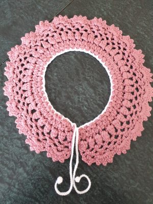 Collerette vieux rose et blanc