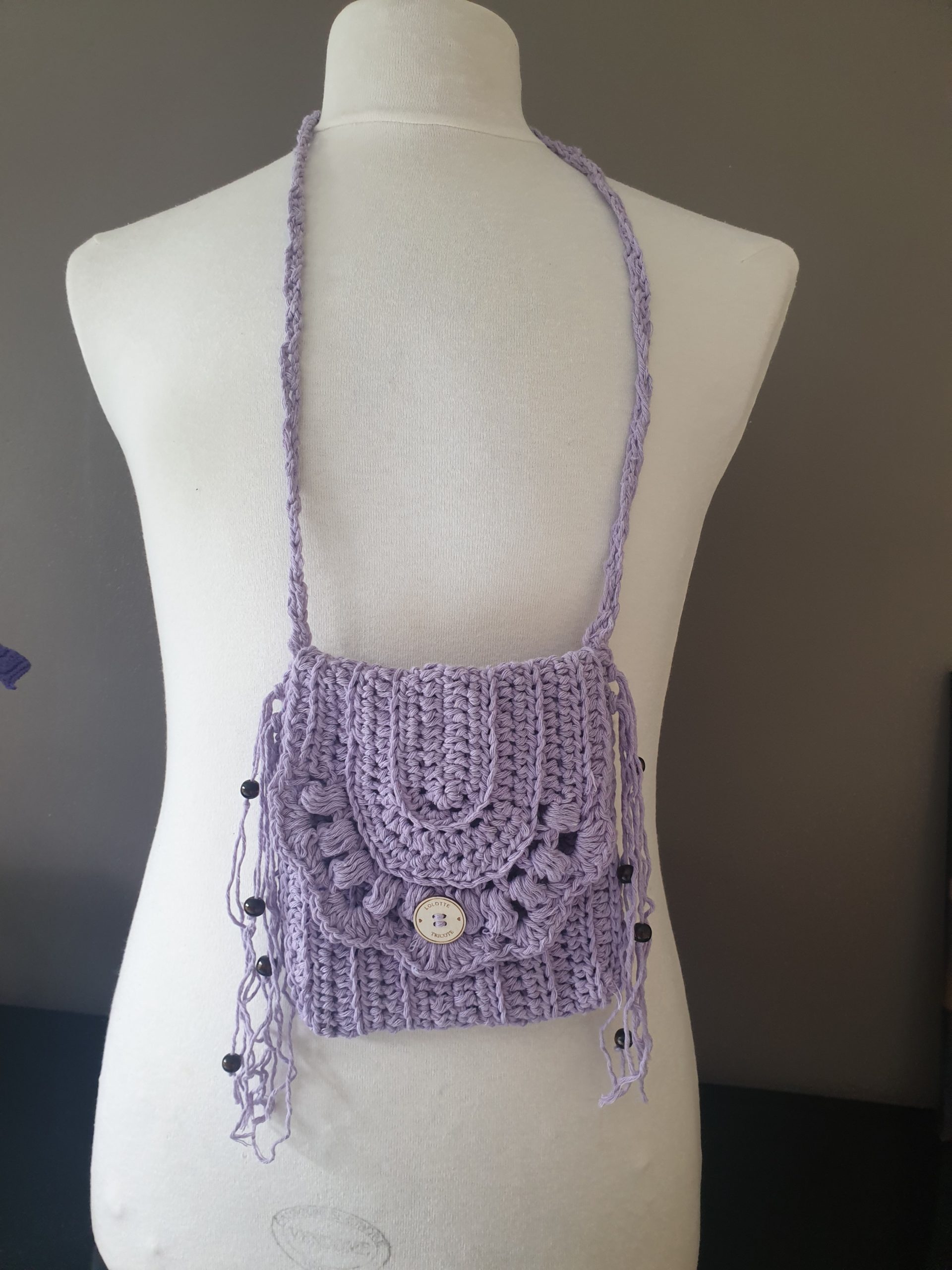 Pochette à franges et perles